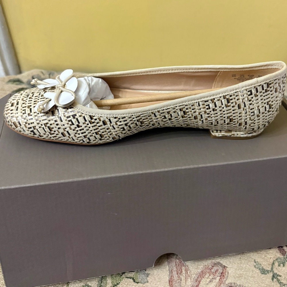 Franco Sarto Woven Beige Ballet Flats